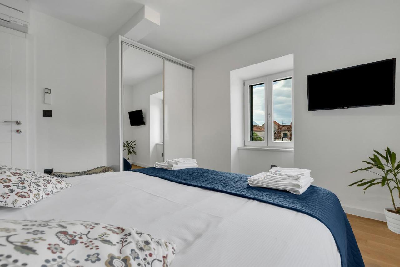 The Square Makarska, Lux App In The Heart Of The City מראה חיצוני תמונה