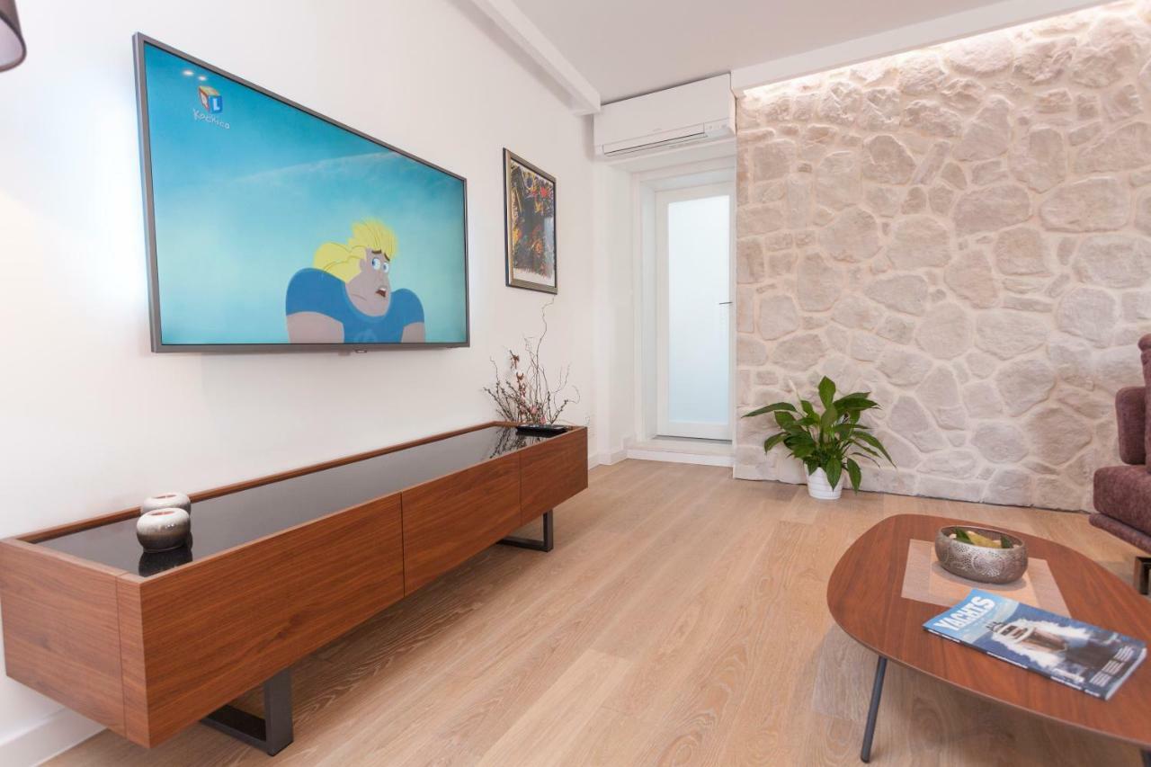 The Square Makarska, Lux App In The Heart Of The City מראה חיצוני תמונה